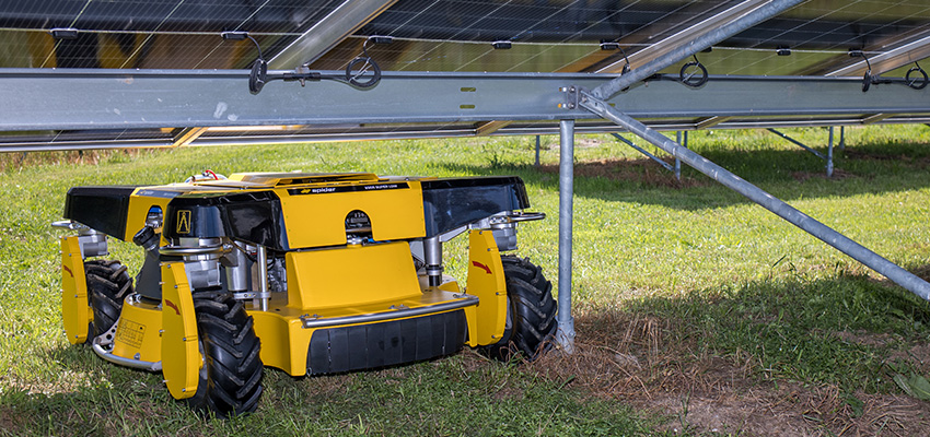 Spider 2SGS SUPERLOW EFI Großflächenmäher und Böschungsmäher mit Seilwinde und mit Schleuderwendung