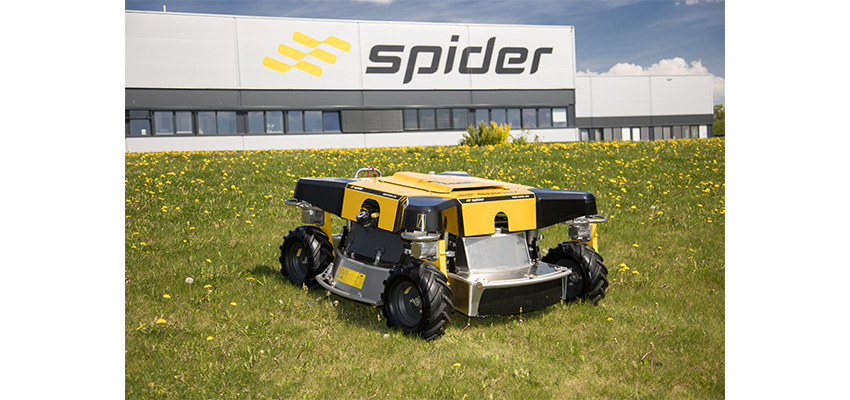 Spider 2SGS SUPERLOW EFI Großflächenmäher und Böschungsmäher mit Seilwinde und mit Schleuderwendung