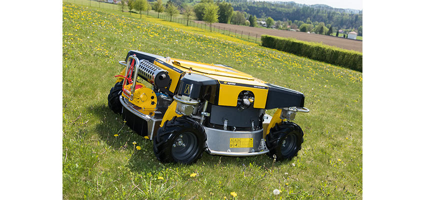 Spider 2SGS SUPERLOW EFI Großflächenmäher und Böschungsmäher mit Seilwinde und mit Schleuderwendung