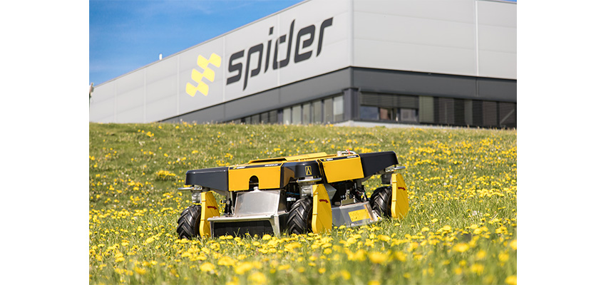 Spider 2SGS SUPERLOW EFI Großflächenmäher und Böschungsmäher mit Seilwinde und mit Schleuderwendung