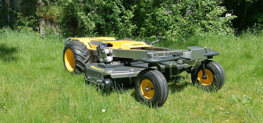 Spider E ZERO - vollelektrischer Großflächenmäher, Solarpark PflegeVorführmaschine