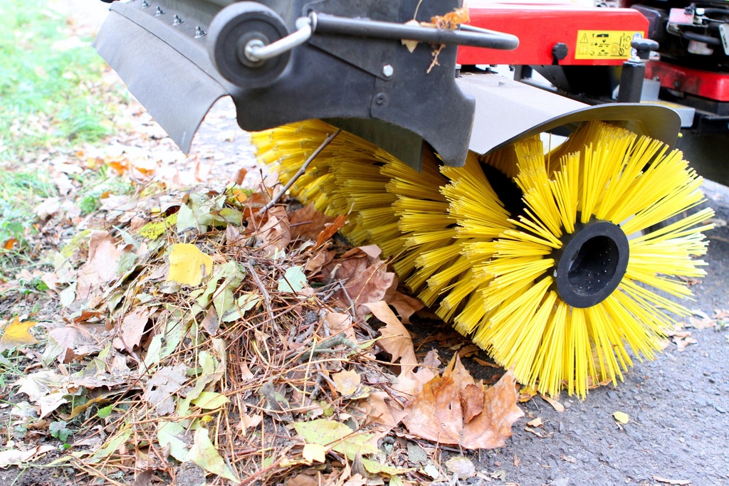 Kehrbürste 100 cm Arbeitsbreite für Vari Raptor Hydro