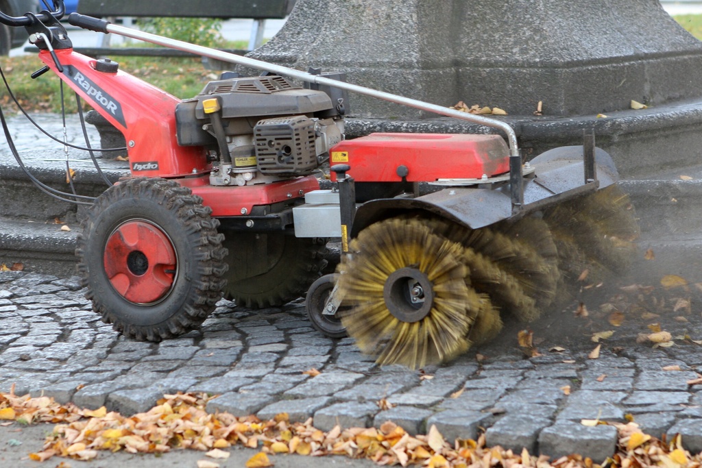 Kehrbürste 100 cm Arbeitsbreite für Vari Raptor Hydro