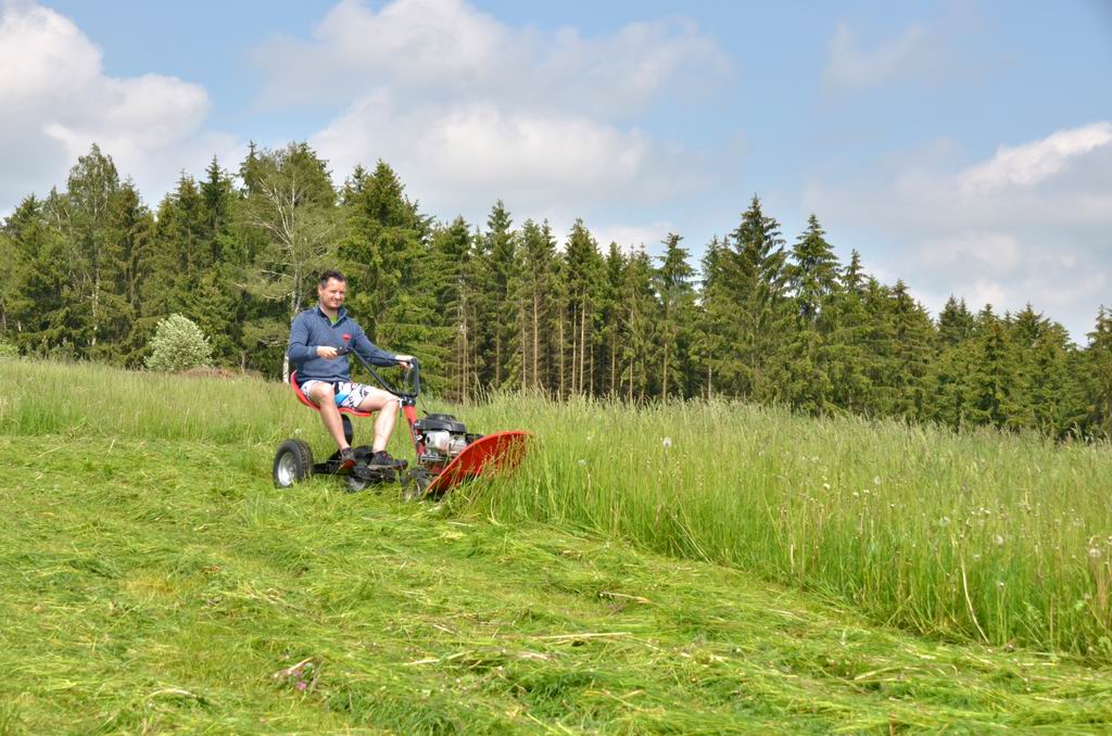 Anhängesitz mit 120 kg Nutzlast für Vari Raptor Hydro